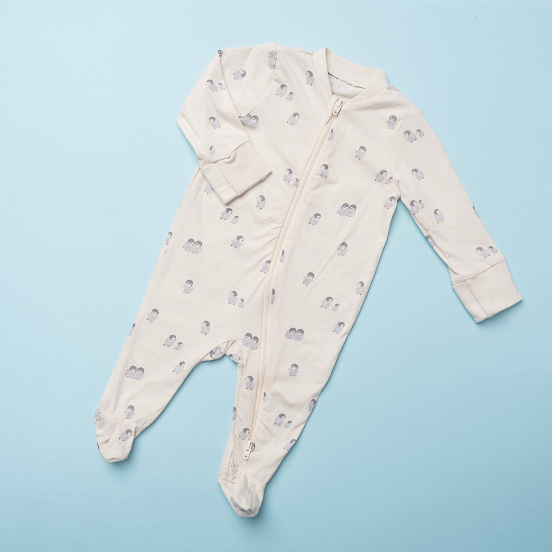 Penguin Print Baby Footed Zipper Onesie