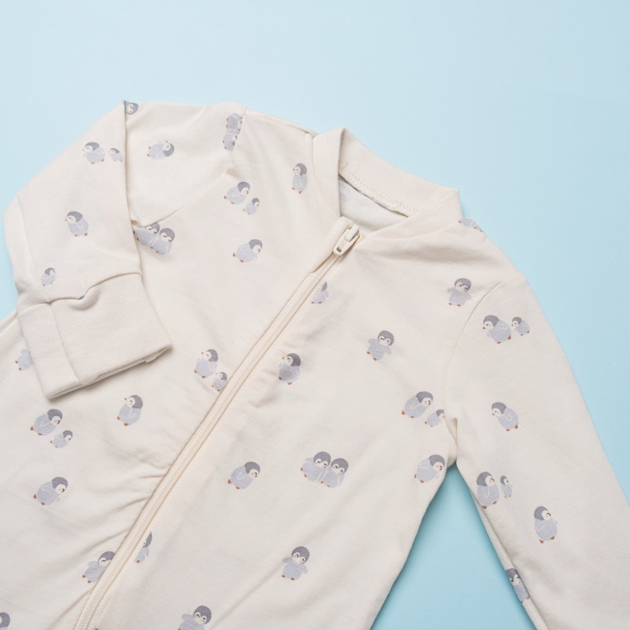 Penguin Print Baby Footed Zipper Onesie