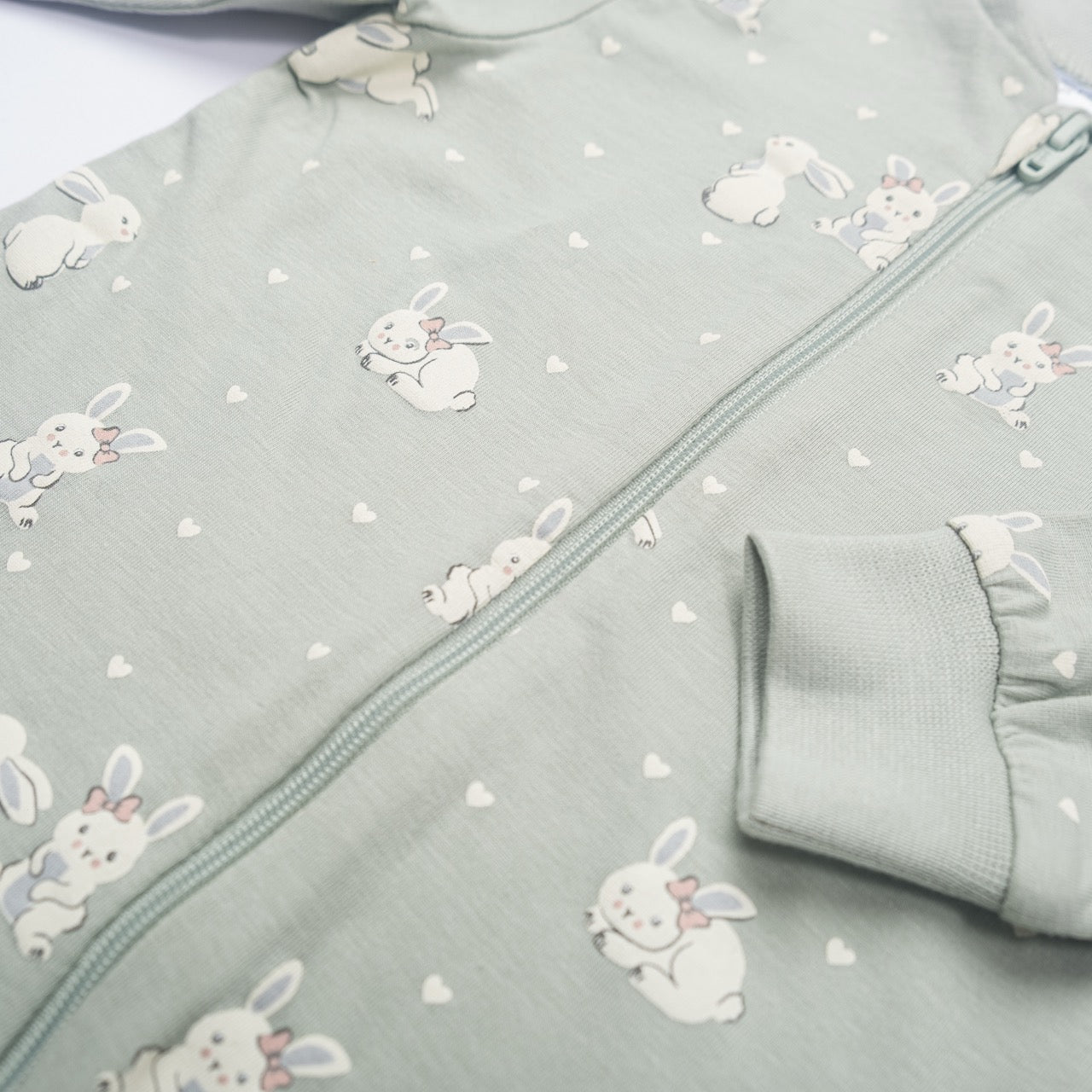 Soft Sage Bunny Print Baby Romper – Full Sleeve, Zipper Closure